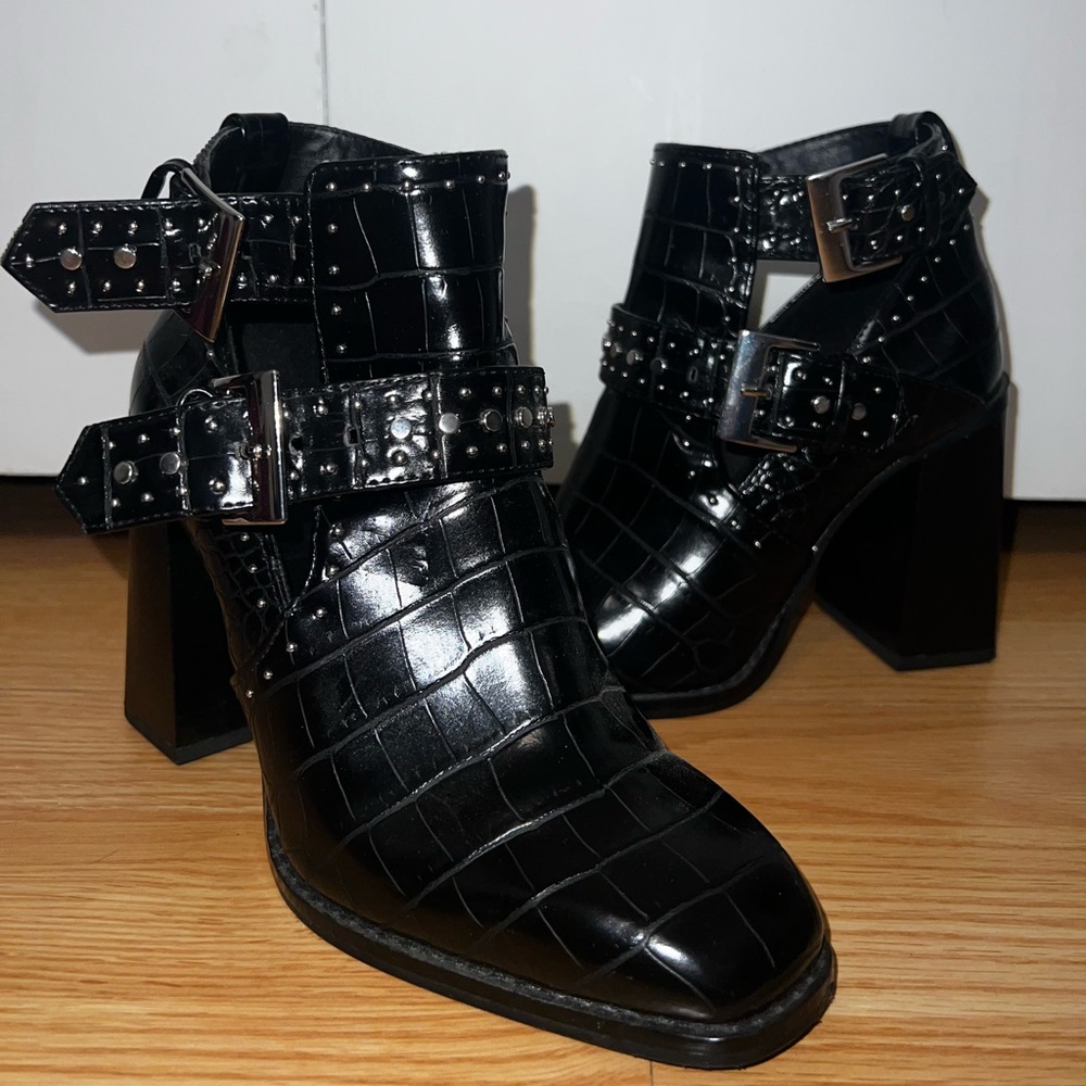 Zara Black Heeled Boots